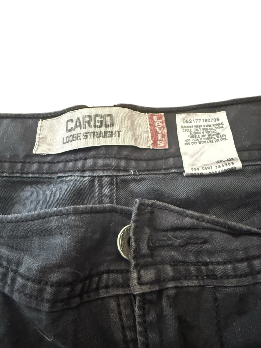 Levi’s Loose Fit Men’s cargo pants, Black Camo size 38x34 tactical pants - Picture 4 of 5